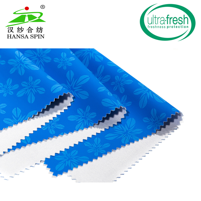 Durability Stretchable Printed PU Leather for Raincoat, Ski-Suit, Outdoor Sportswear, Garments